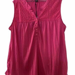 By Design New York City. Chic Fuchsia Sleeveless Blouse size 3X